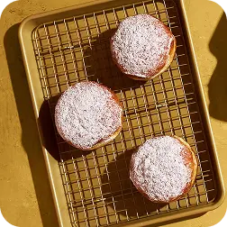 Menu 23 French Beignet